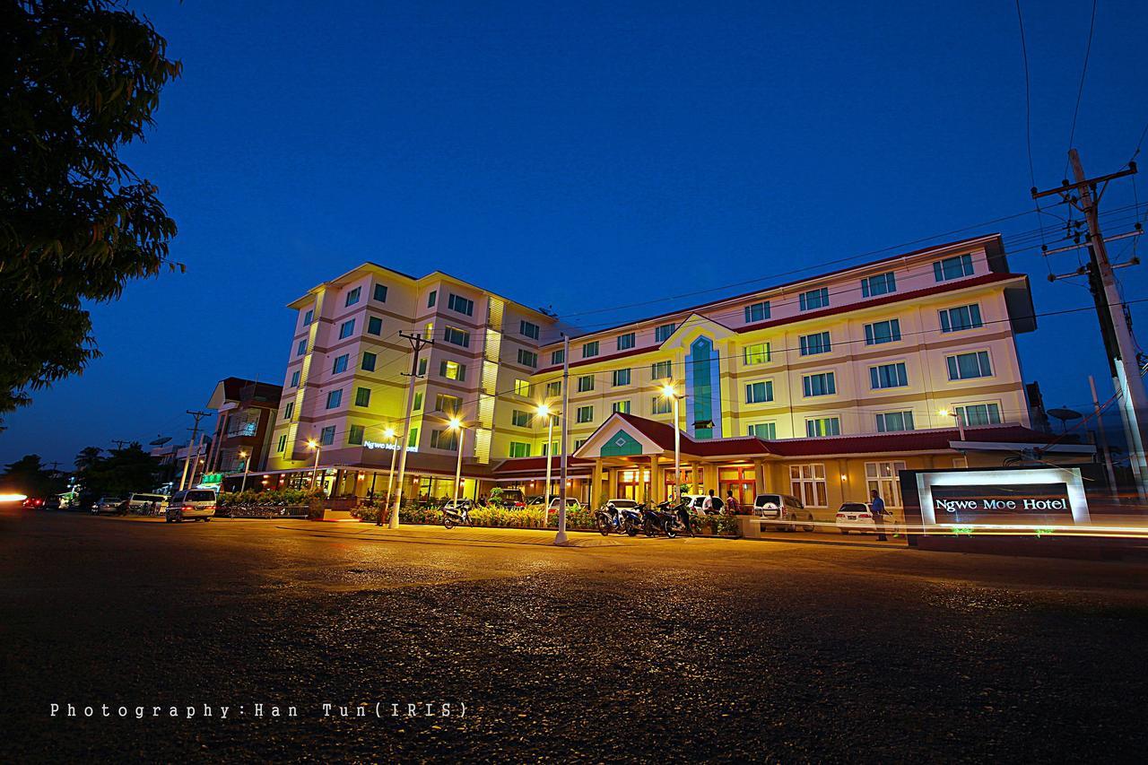 Ngwe Moe Hotel Моламьяйн Экстерьер фото