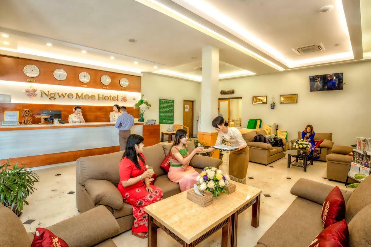 Ngwe Moe Hotel Моламьяйн Экстерьер фото