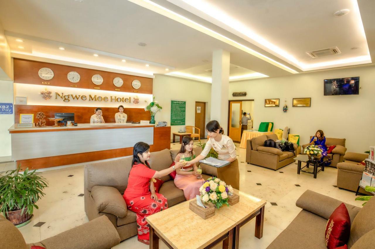 Ngwe Moe Hotel Моламьяйн Экстерьер фото